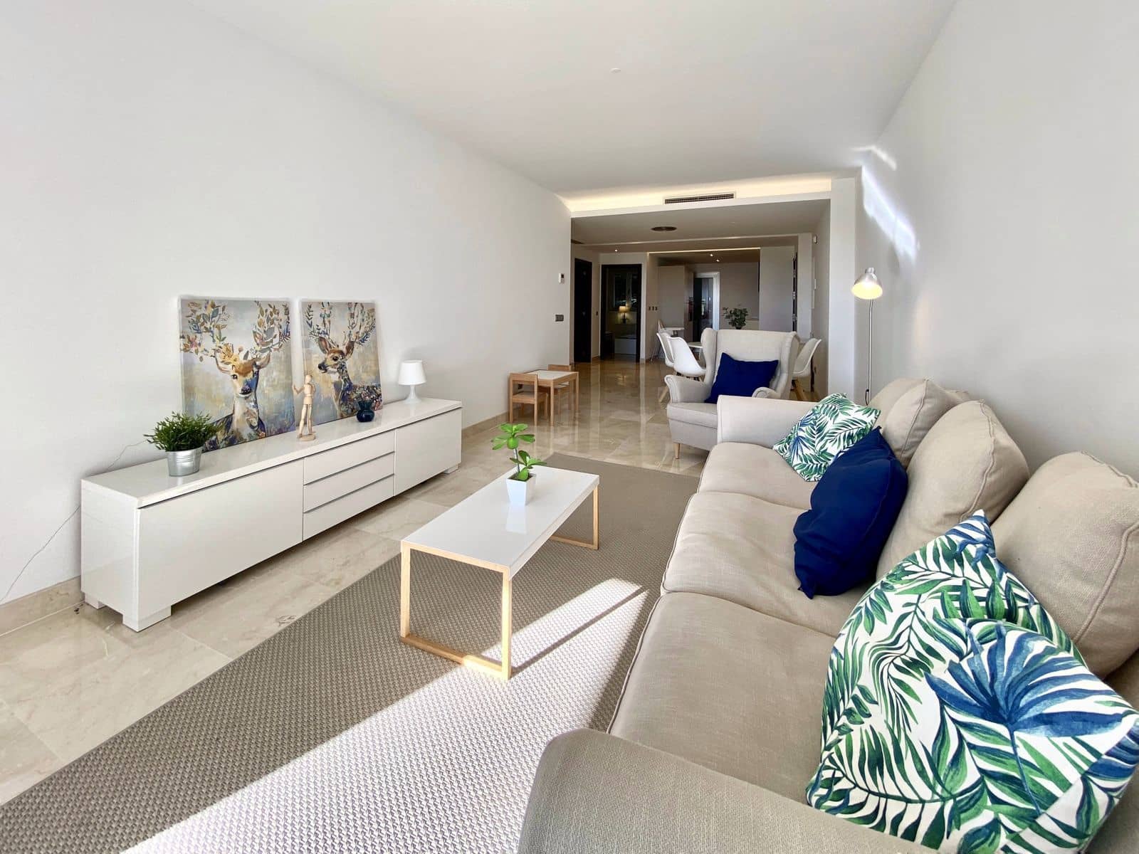 2 soveværelse Lejlighed til salg i Elviria med swimmingpool - € 325.000 (Ref: 8567411)