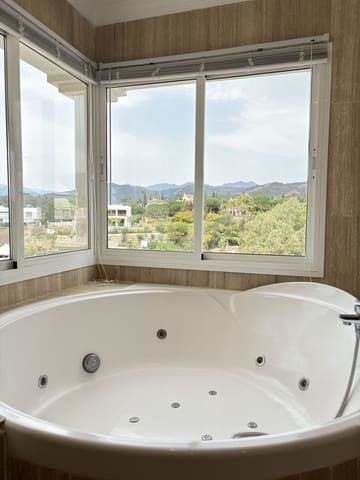 2 makuuhuone Huoneisto myytävänä paikassa Elviria, Marbella - 369 900 € (Ref: 8567413)