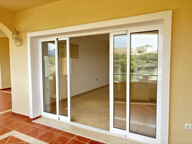 2 makuuhuone Huoneisto myytävänä paikassa Elviria, Marbella - 369 900 € (Ref: 8567413)