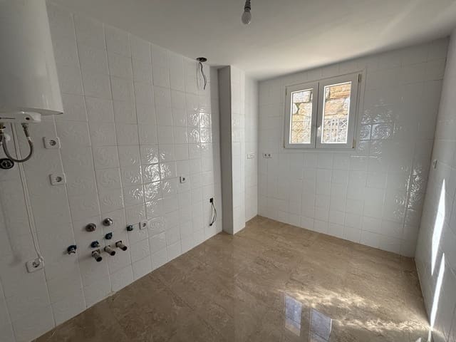 2 soveværelse Lejlighed til salg i La Duquesa / Puerto de la Duquesa, Manilva med swimmingpool garage - € 198.500 (Ref: 8815454)