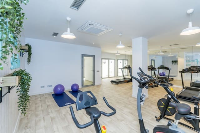 2 slaapkamer Appartement te koop in Benalmádena pueblo, Benalmádena met zwembad garage - € 316.900 (Ref: 8827548)