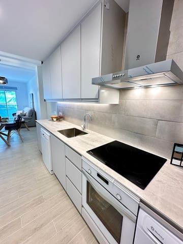 Apartamento de 2 habitaciones en Fuengirola en venta con garaje - 265.521 € (Ref: 8827553)