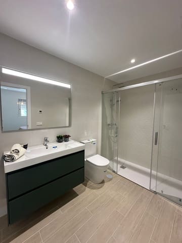 Apartamento de 2 habitaciones en Fuengirola en venta con garaje - 265.521 € (Ref: 8827553)