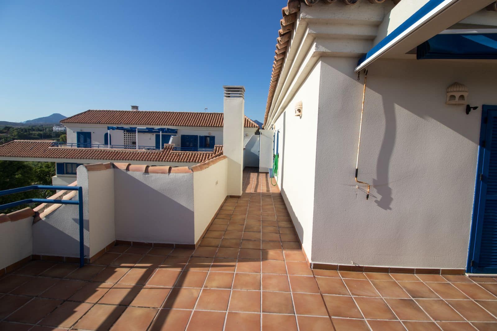 2 bedroom Apartment for sale in San Luis de Sabinillas with pool garage - € 260,000 (Ref: 8827555)