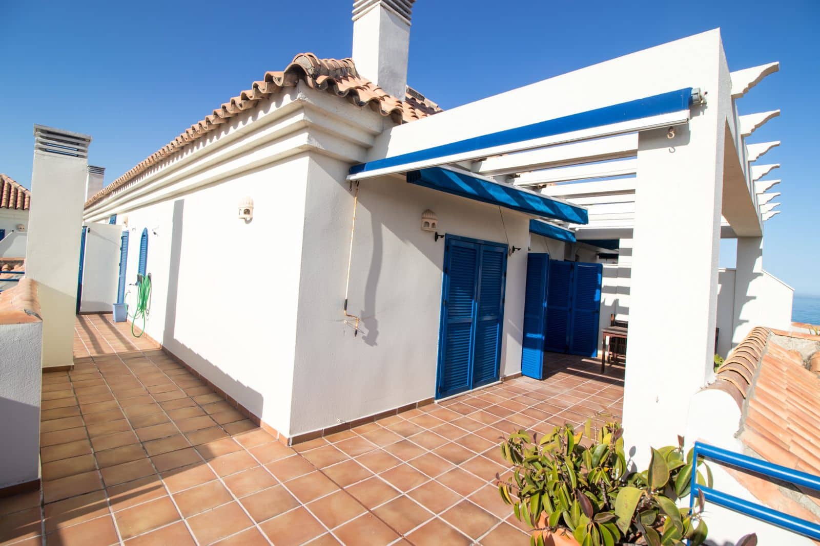 2 bedroom Apartment for sale in San Luis de Sabinillas with pool garage - € 260,000 (Ref: 8827555)