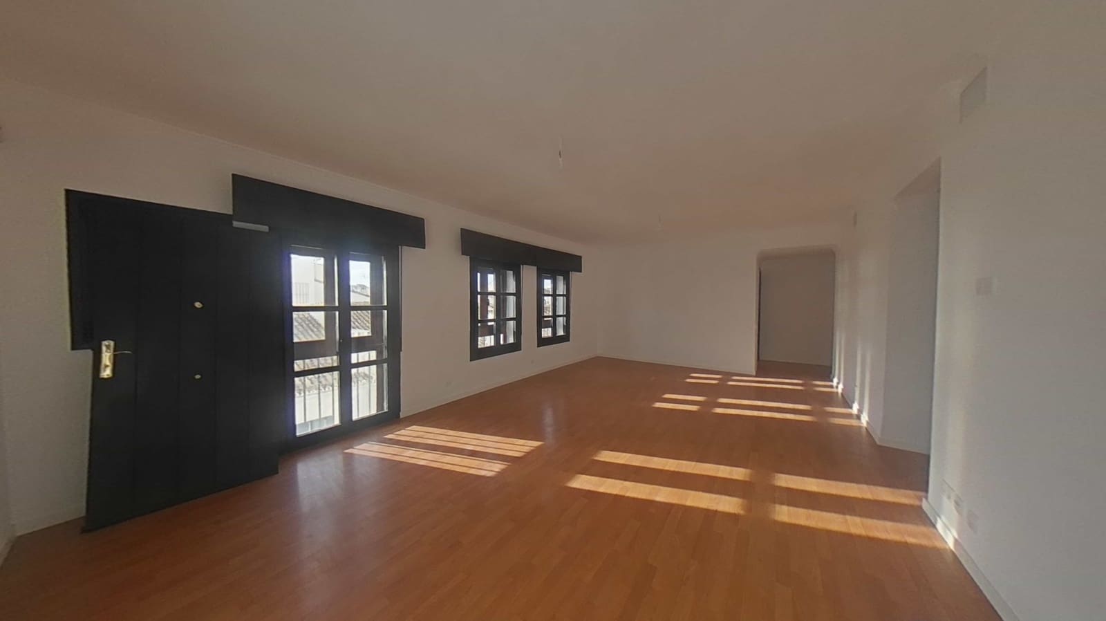 3 camera da letto Appartamento sulla Spiaggia in vendita in Puerto Banus con garage - 749.000 € (Rif: 8996520)