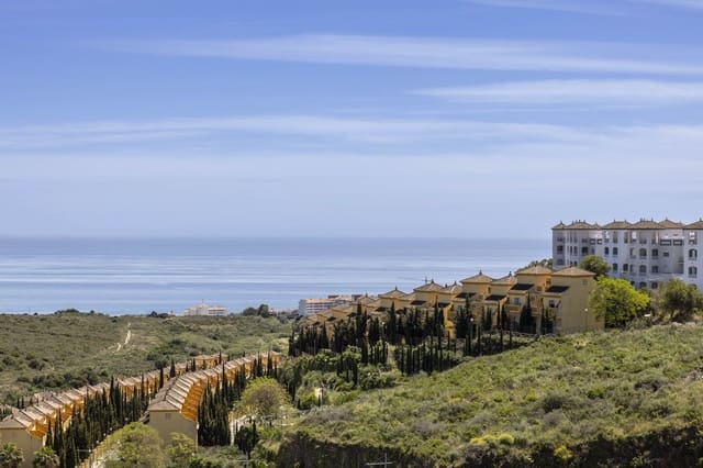 2 camera da letto Attico in vendita in Manilva con piscina garage - 230.000 € (Rif: 8998383)