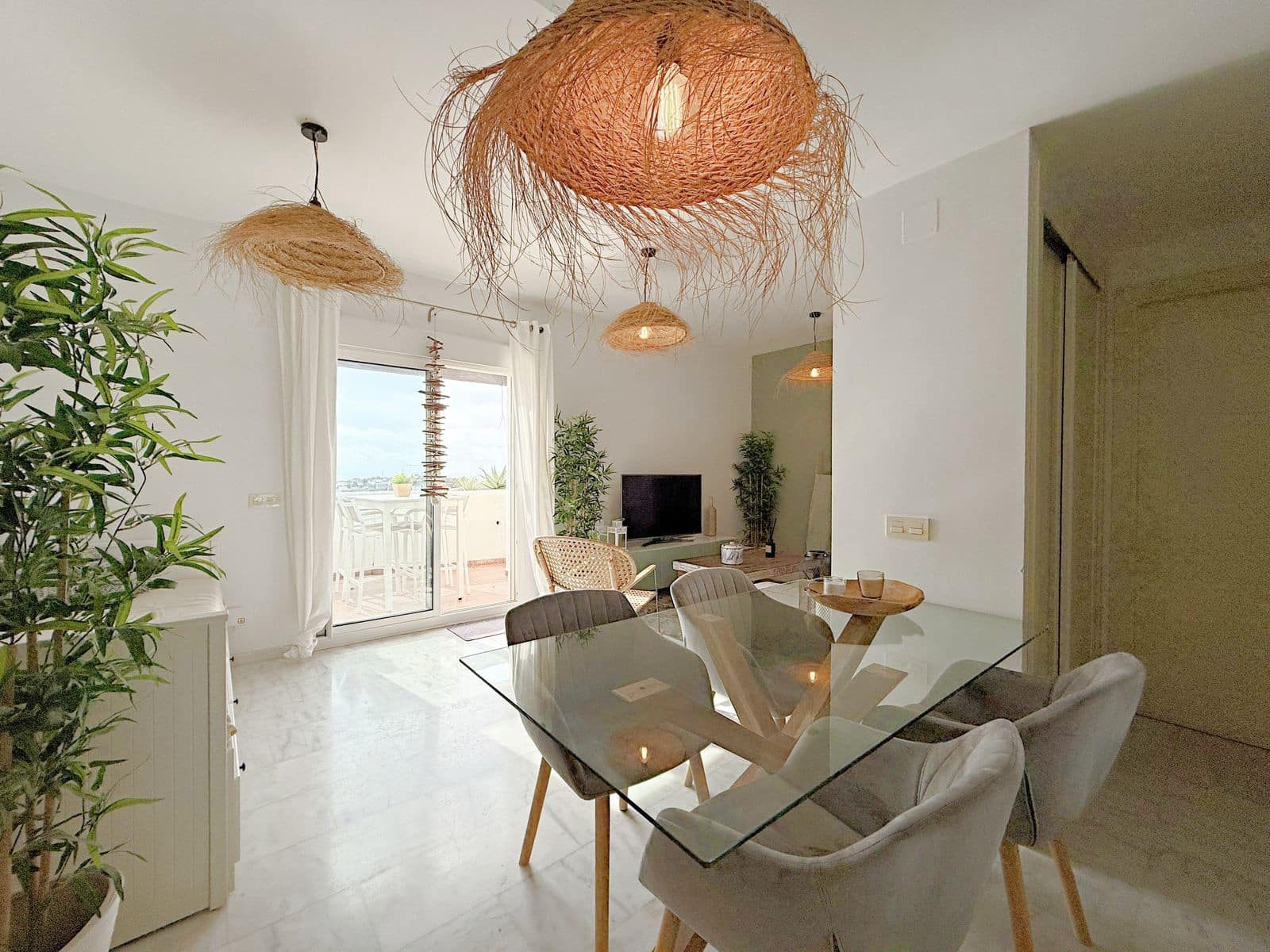 1 sovrum Takvåning till salu i Estepona med pool garage - 225 000 € (Ref: 8998389)