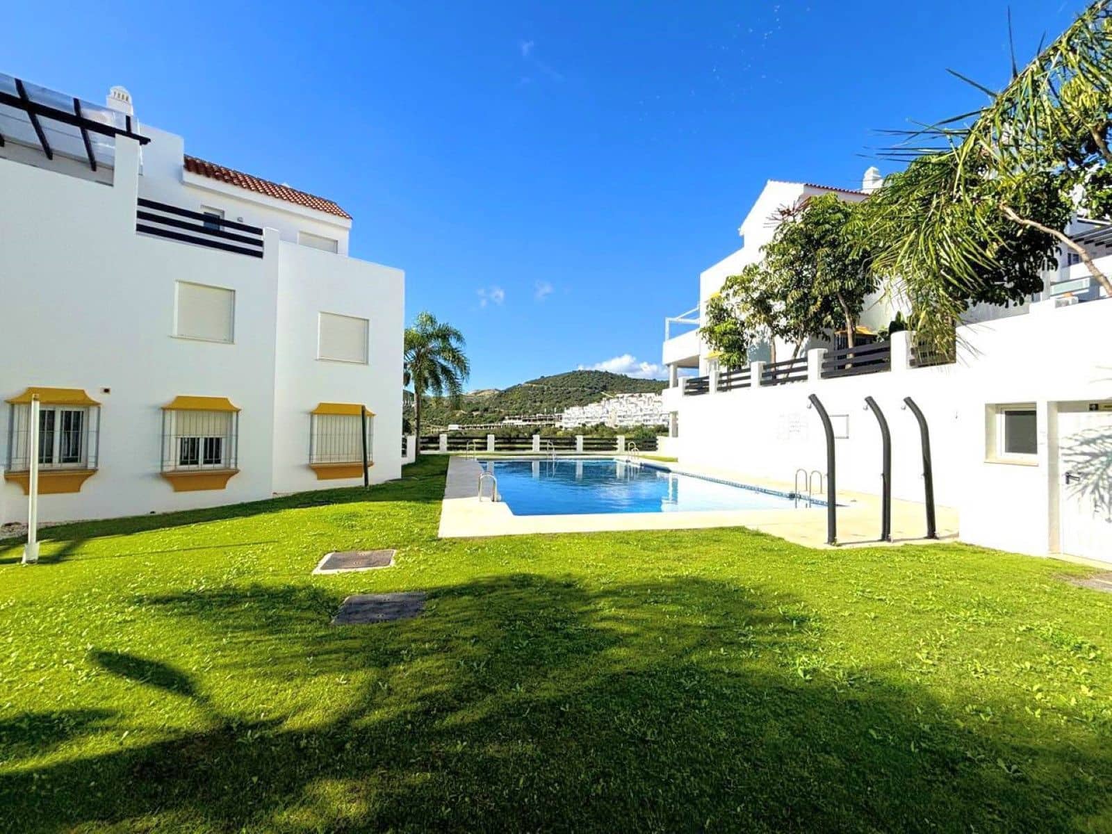1 sovrum Takvåning till salu i Estepona med pool garage - 225 000 € (Ref: 8998389)