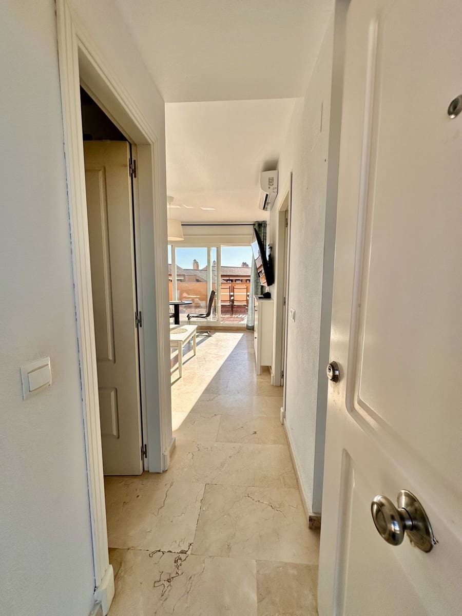 1 soveværelse Penthouse til salg i Casares med swimmingpool garage - € 199.000 (Ref: 8998411)