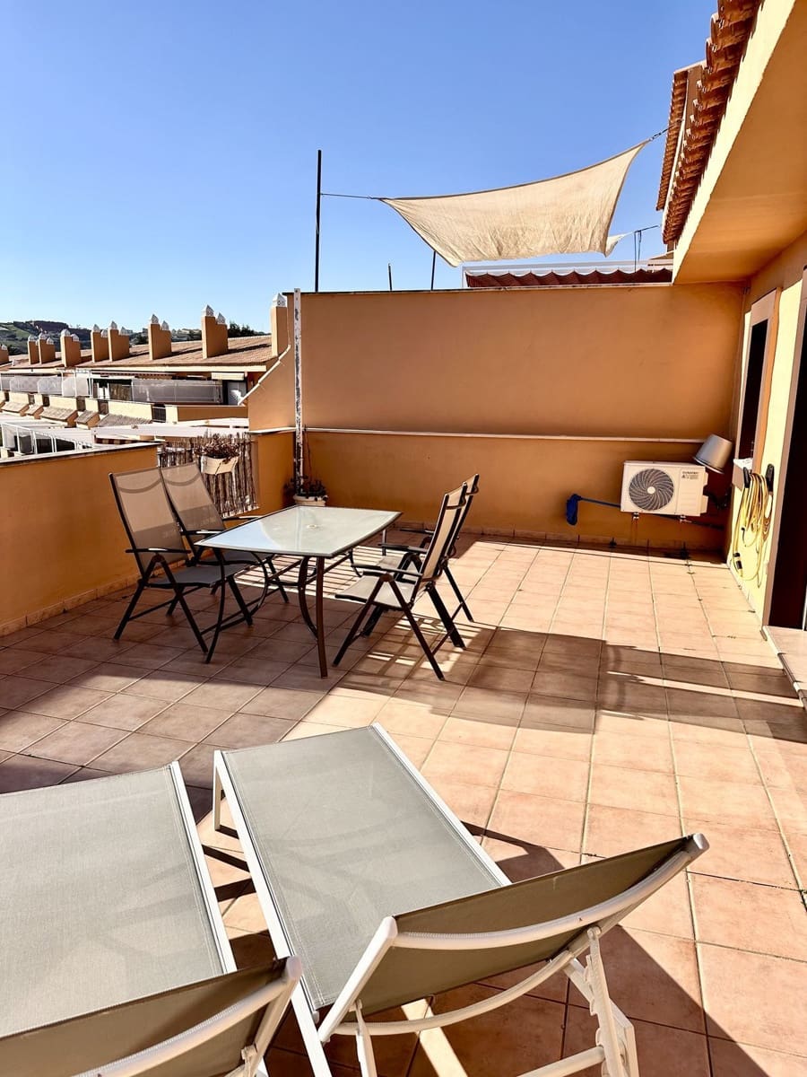 1 soveværelse Penthouse til salg i Casares med swimmingpool garage - € 199.000 (Ref: 8998411)