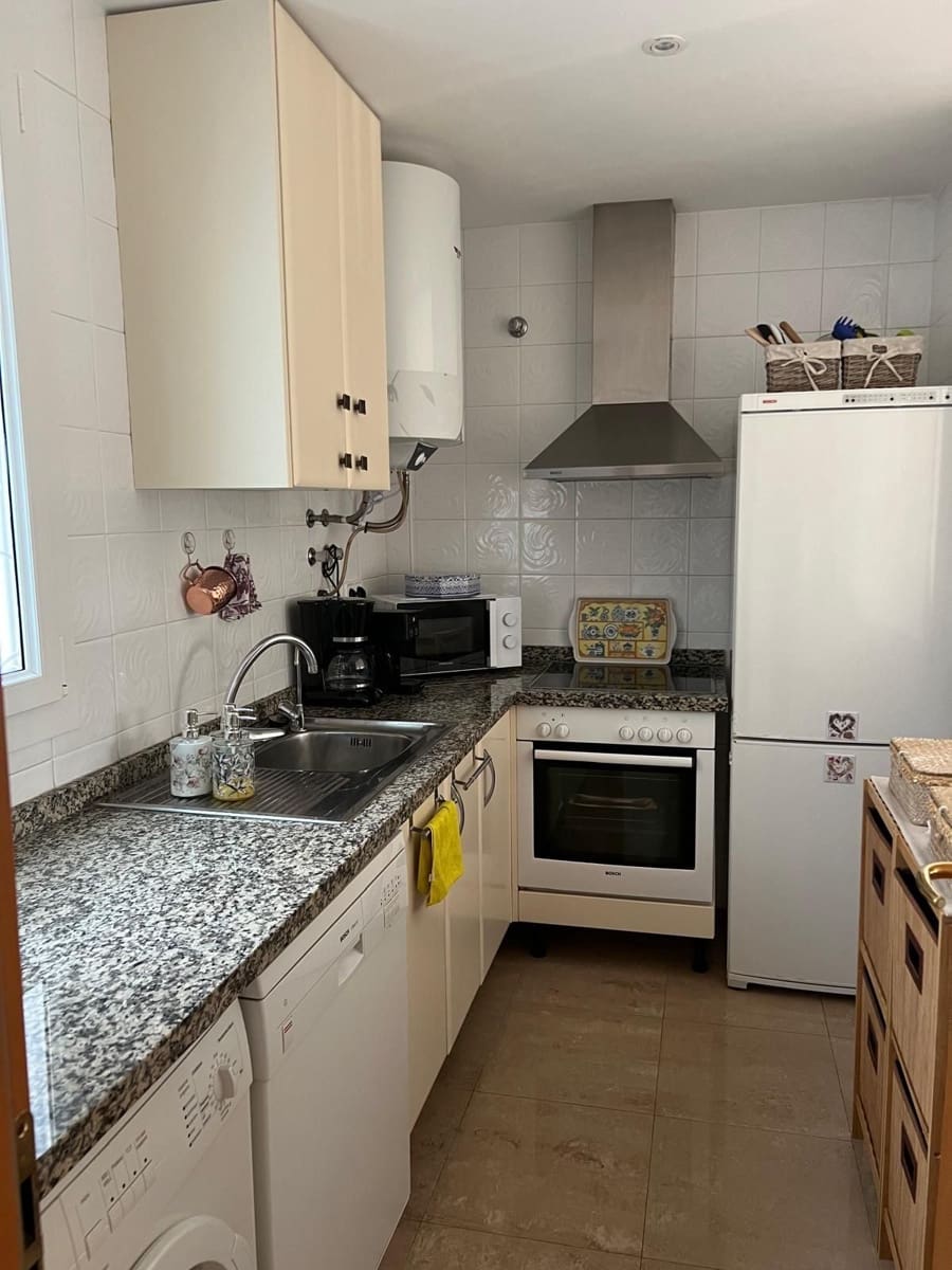 1 bedroom Apartment for sale in Manilva with pool garage - € 190,000 (Ref: 8998412)