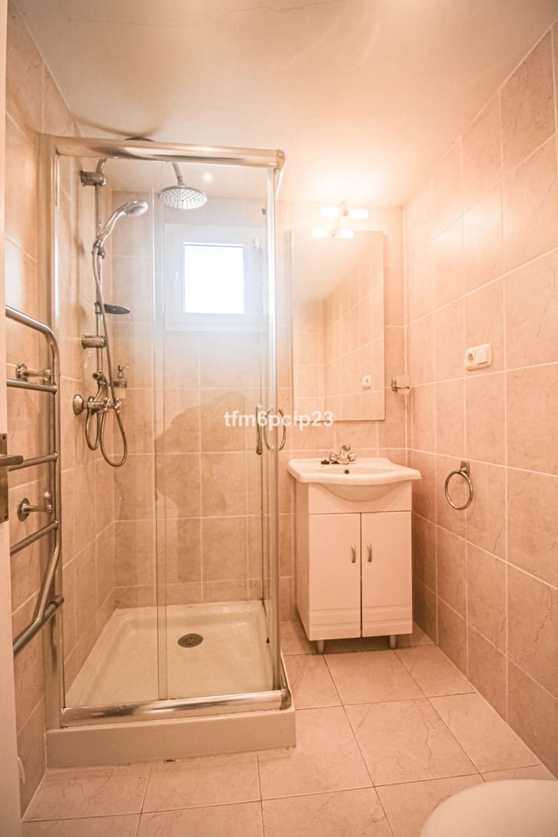 2 quarto Apartamento para venda em Manilva com piscina - 180 000 € (Ref: 8998413)