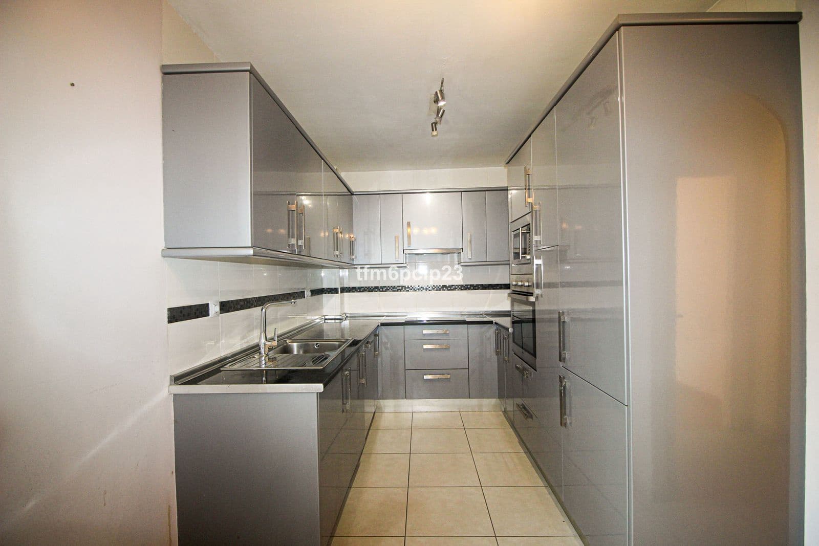 2 quarto Apartamento para venda em Manilva com piscina - 180 000 € (Ref: 8998413)