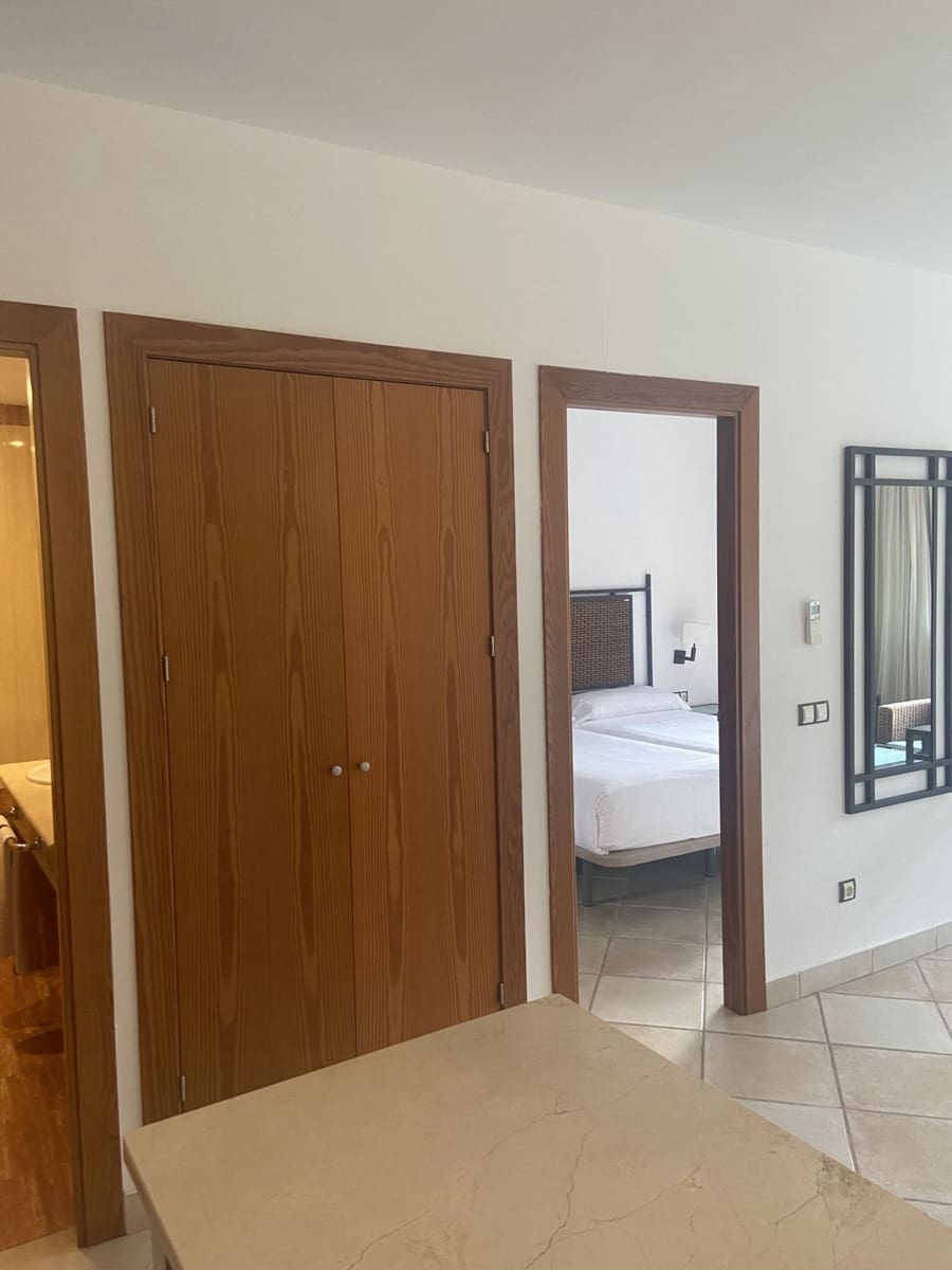 1 bedroom Apartment for sale in Estepona with pool garage - € 114,000 (Ref: 8998417)