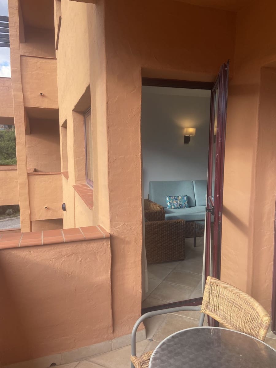 1 bedroom Apartment for sale in Estepona with pool garage - € 114,000 (Ref: 8998417)