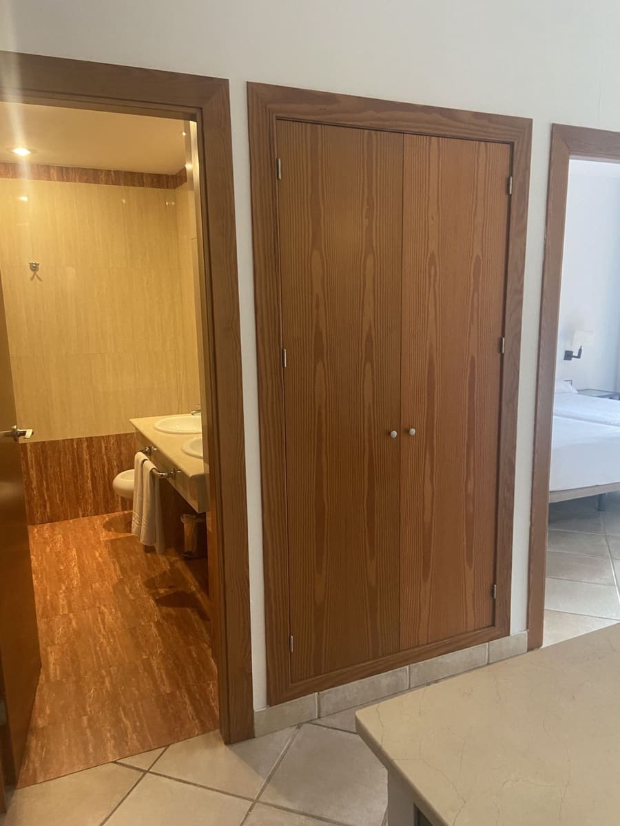 1 bedroom Apartment for sale in Estepona with pool garage - € 114,000 (Ref: 8998417)