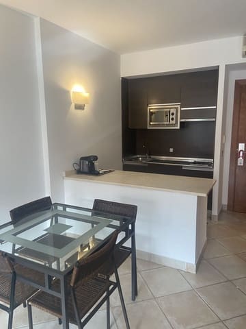 1 makuuhuone Huoneisto myytävänä paikassa Estepona mukana uima-altaan 
autotalli - 114 000 € (Ref: 8998417)