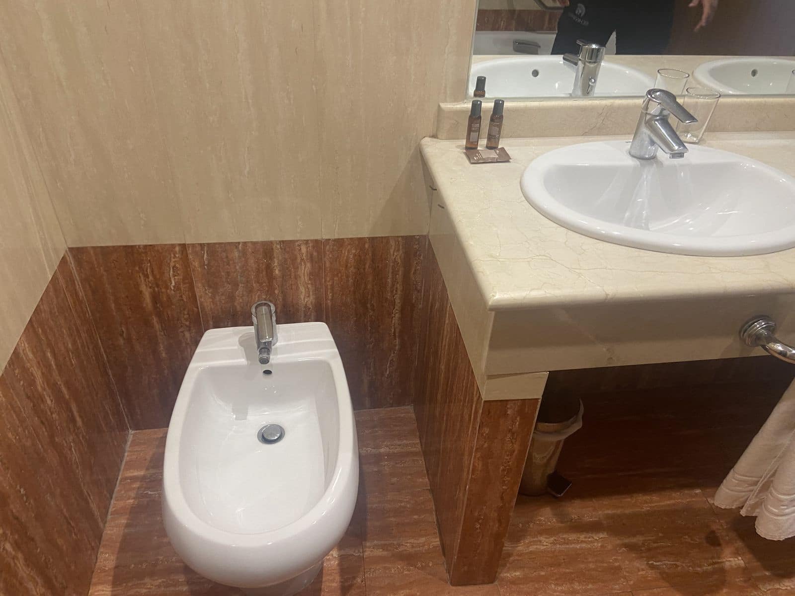 1 bedroom Apartment for sale in Estepona with pool garage - € 114,000 (Ref: 8998417)