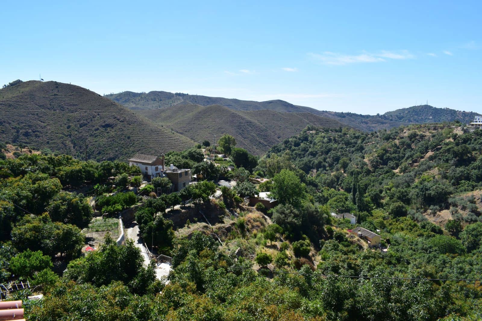 4 soveværelse Finca/Landehus til salg i Ojen med garage - € 490.000 (Ref: 9010481)