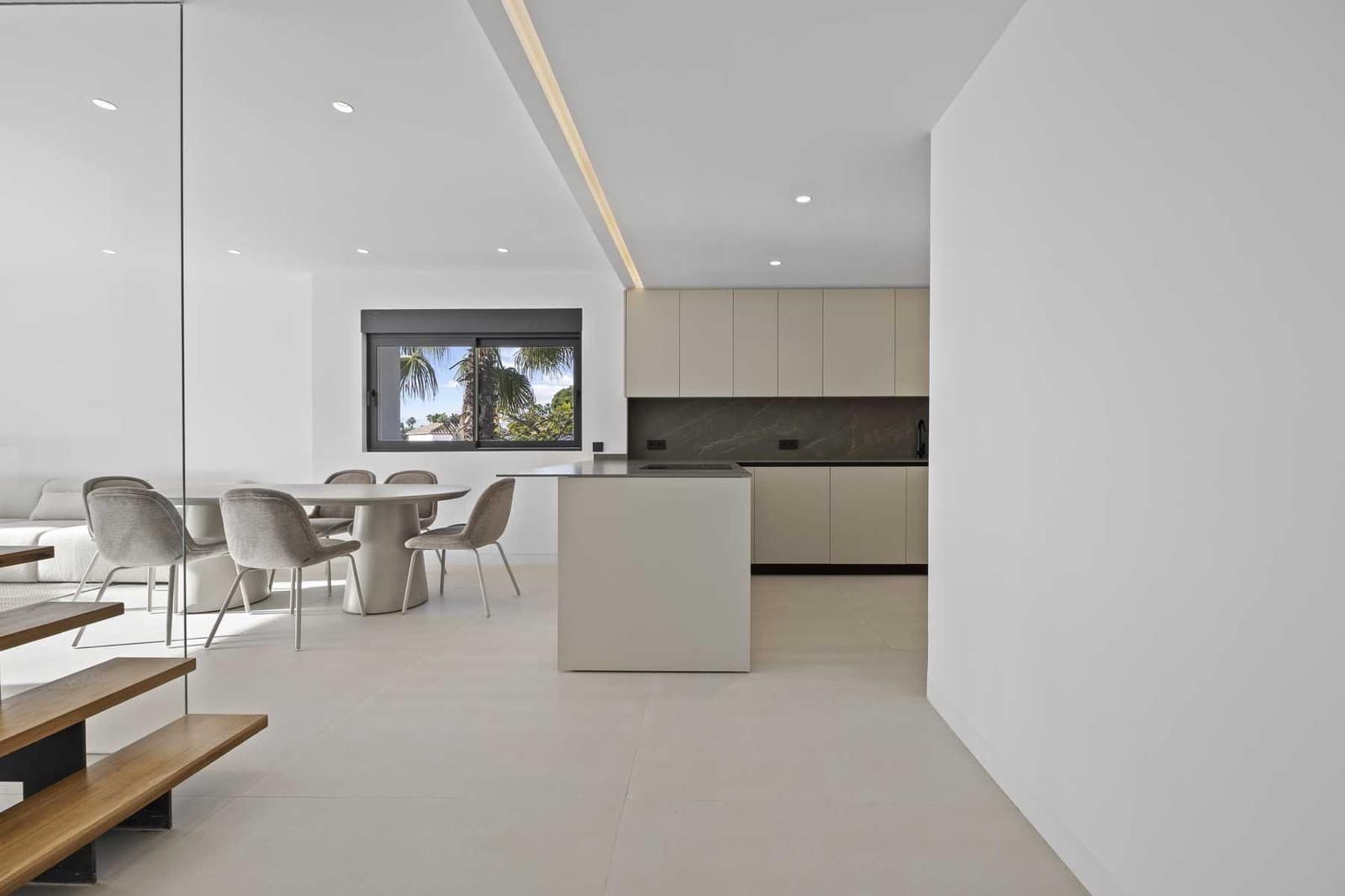 3 soverom Penthouse til salgs i Estepona med svømmebasseng garasje - € 669 000 (Ref: 9013831)