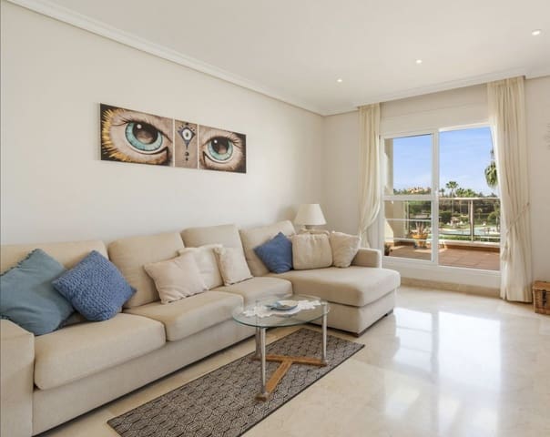 3 quarto Penthouse para venda em Estepona com piscina garagem - 475 000 € (Ref: 9013870)