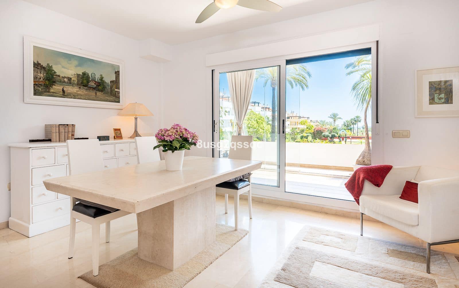 2 bedroom Apartment for sale in Estepona with pool garage - € 489,000 (Ref: 9014201)