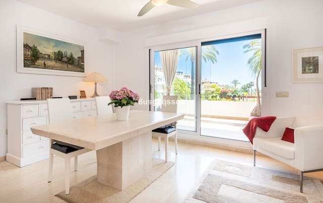 2 bedroom Apartment for sale in Estepona with pool garage - € 489,000 (Ref: 9014201)