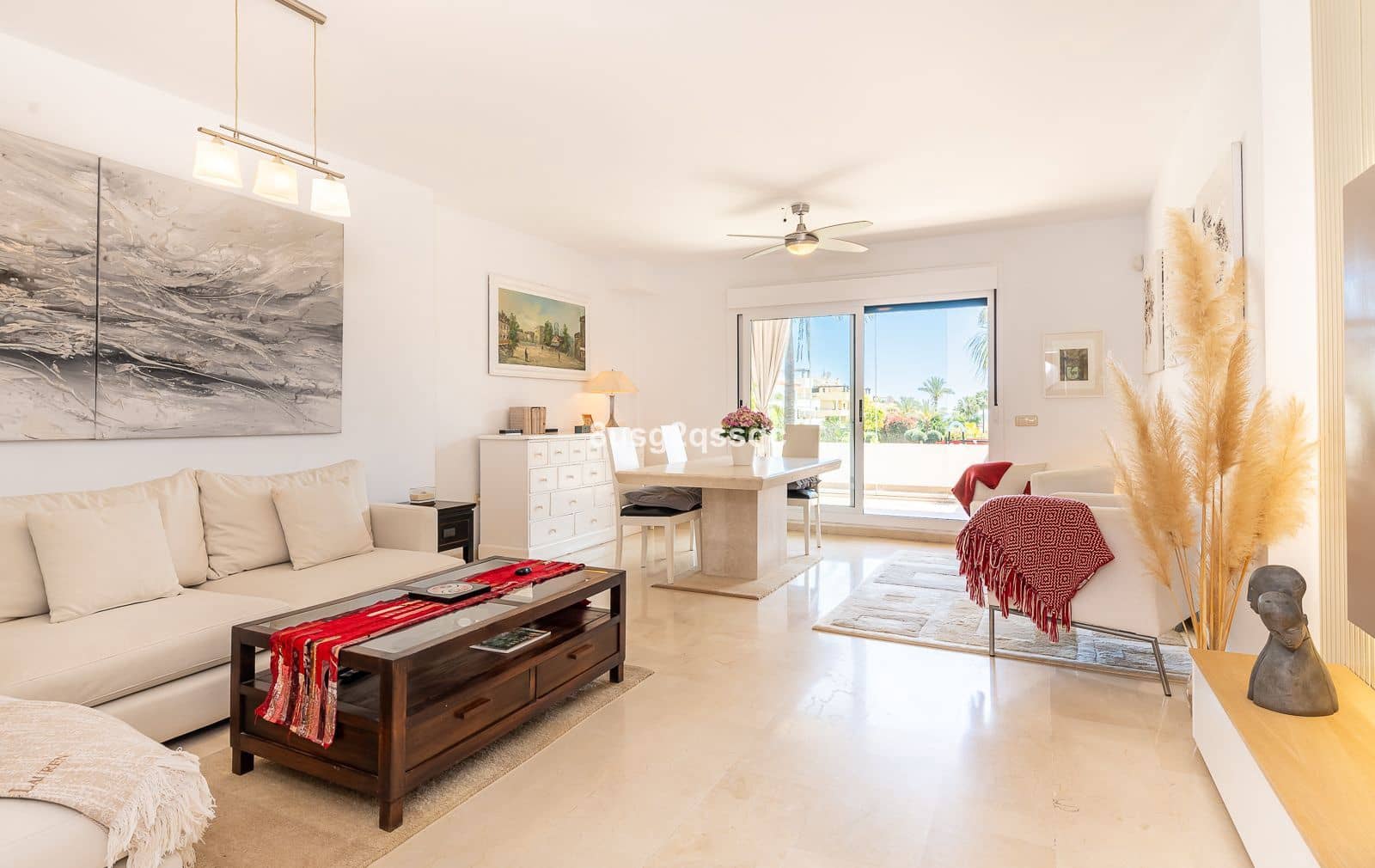 2 bedroom Apartment for sale in Estepona with pool garage - € 489,000 (Ref: 9014201)