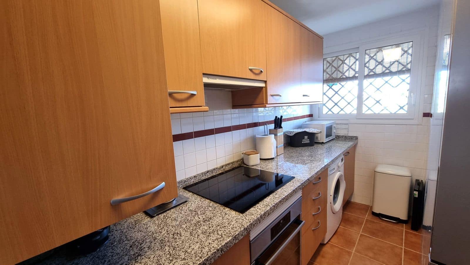 2 chambre Appartement de Plage à vendre à Manilva avec piscine garage - 233 000 € (Ref: 9023030)