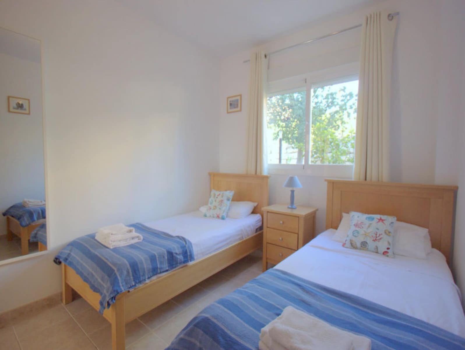 2 soverom Leilighet til salgs i Casares med svømmebasseng garasje - € 235 000 (Ref: 9023031)