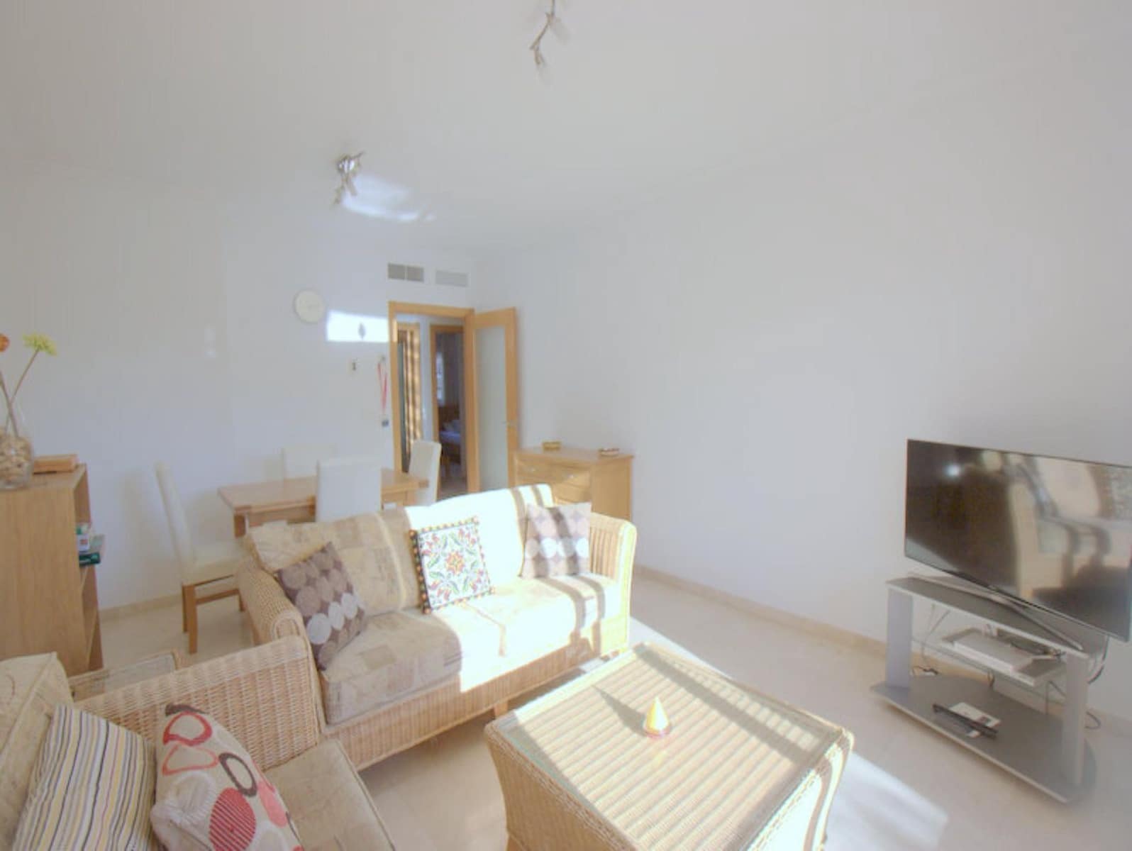 2 soverom Leilighet til salgs i Casares med svømmebasseng garasje - € 235 000 (Ref: 9023031)