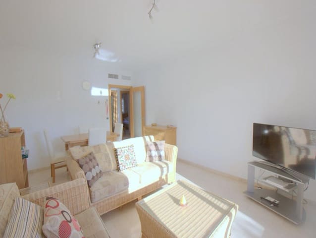 2 soverom Leilighet til salgs i Casares med svømmebasseng garasje - € 235 000 (Ref: 9023031)