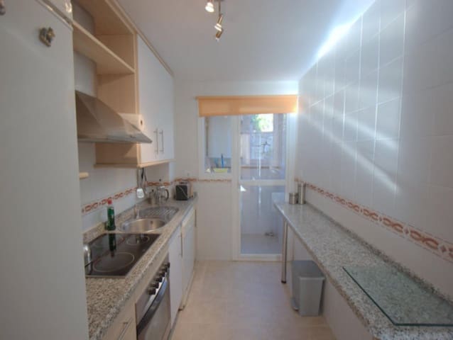 2 soverom Leilighet til salgs i Casares med svømmebasseng garasje - € 235 000 (Ref: 9023031)