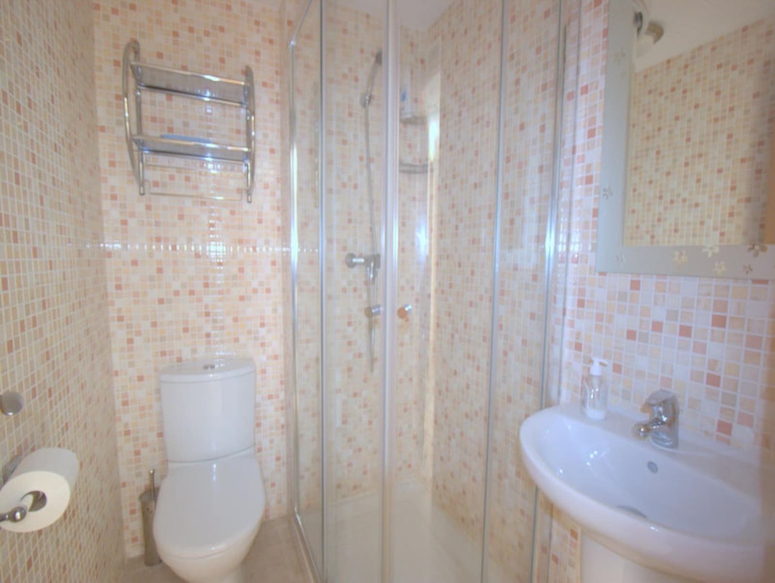 2 soverom Leilighet til salgs i Casares med svømmebasseng garasje - € 235 000 (Ref: 9023031)