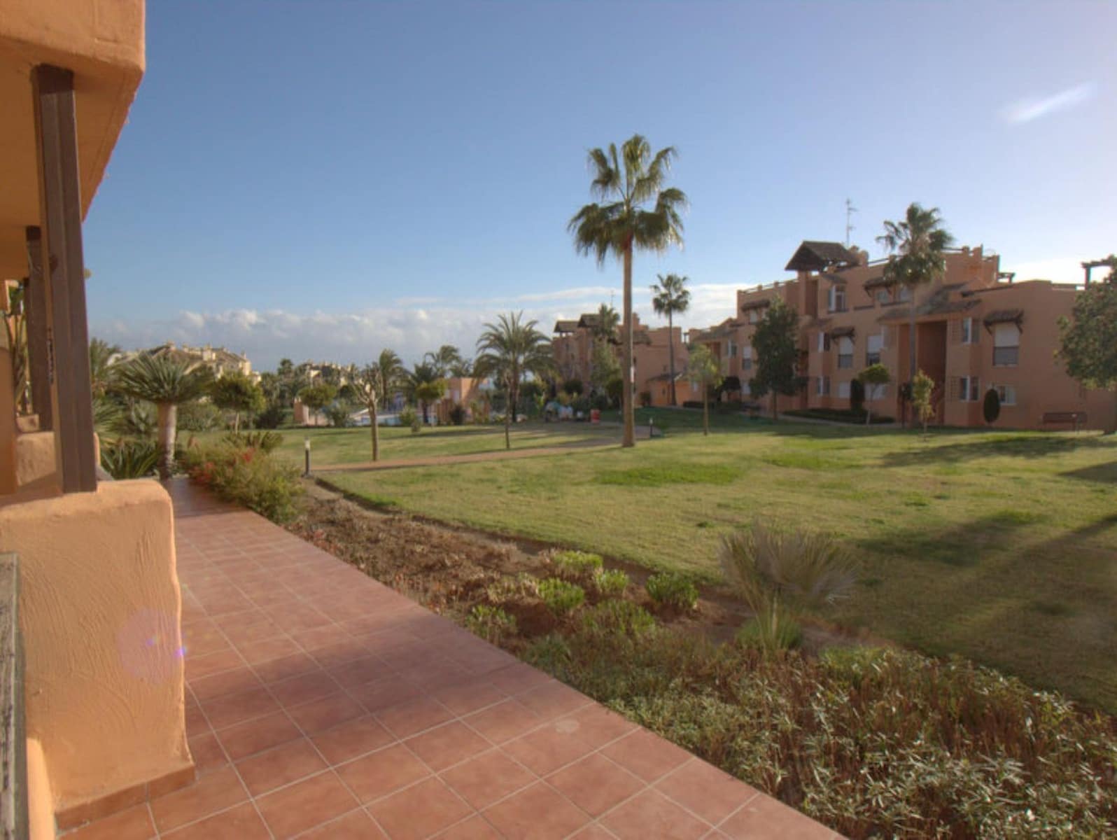 2 soverom Leilighet til salgs i Casares med svømmebasseng garasje - € 235 000 (Ref: 9023031)