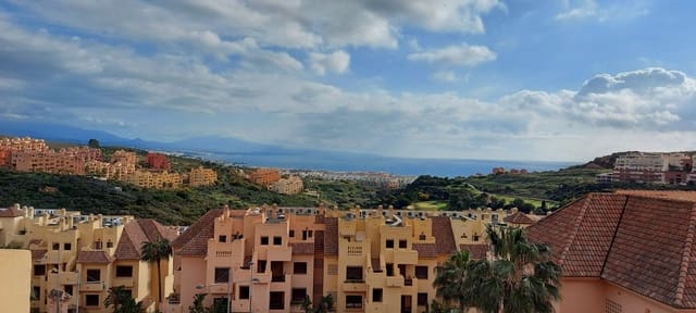 2 sypialnia Apartament na sprzedaż w Manilva z basenem garażem - 245 000 € (Ref: 9023033)