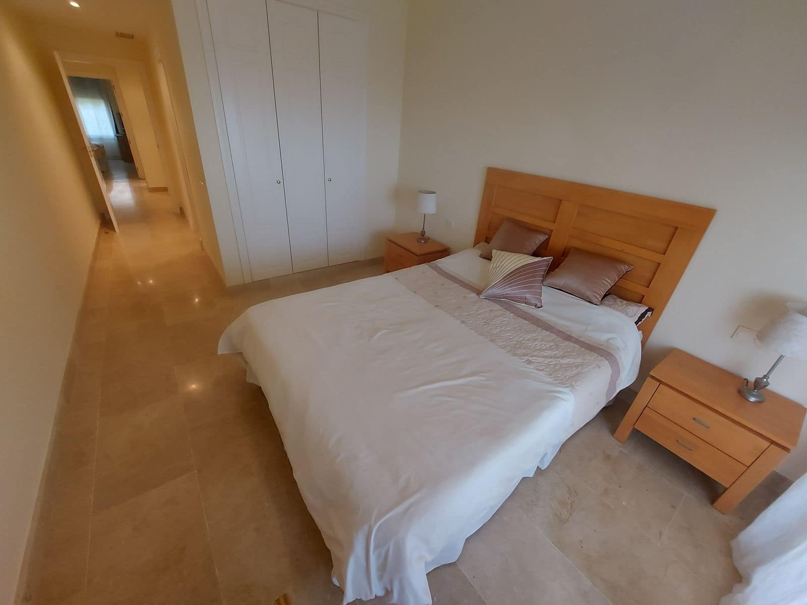 2 sypialnia Apartament na sprzedaż w Manilva z basenem garażem - 245 000 € (Ref: 9023033)