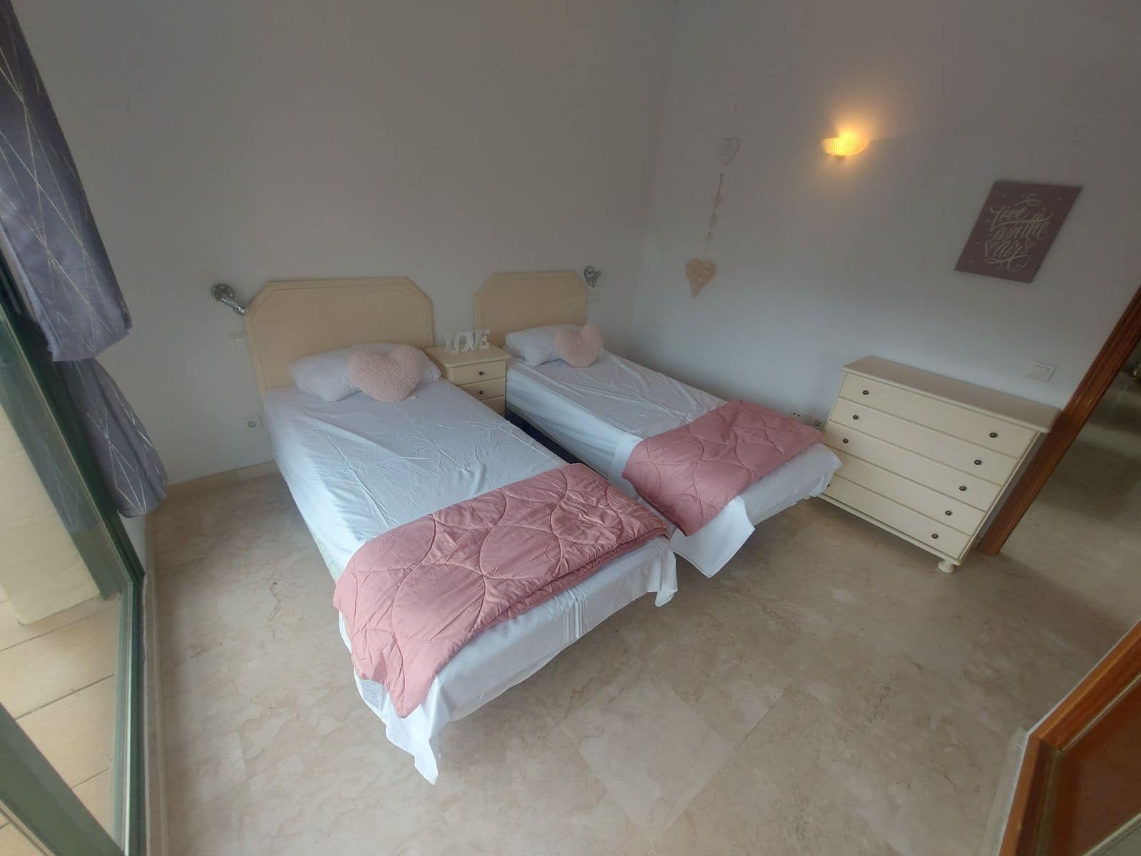 2 quarto Penthouse para venda em Manilva com piscina garagem - 299 000 € (Ref: 9023046)