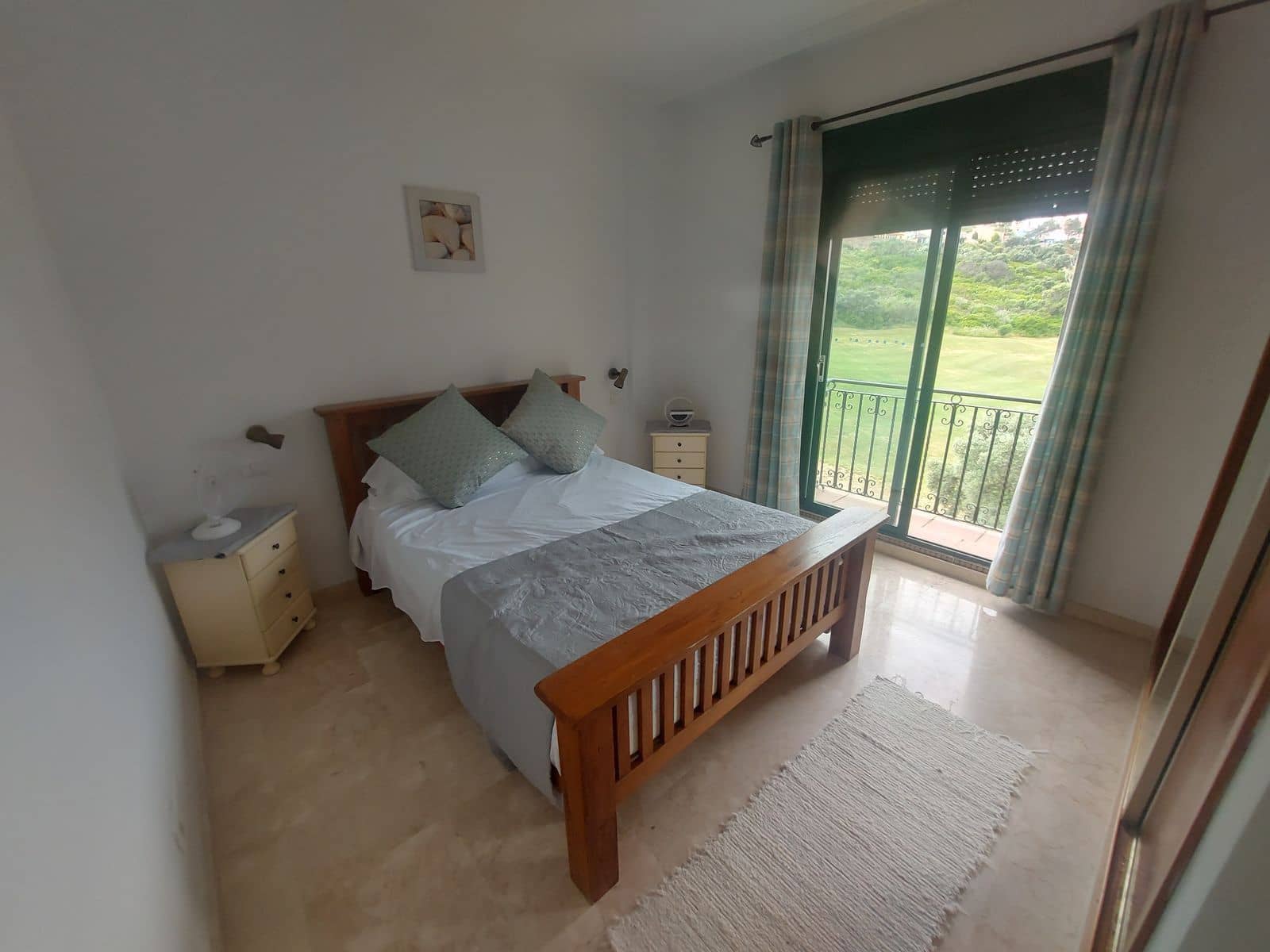 2 quarto Penthouse para venda em Manilva com piscina garagem - 299 000 € (Ref: 9023046)