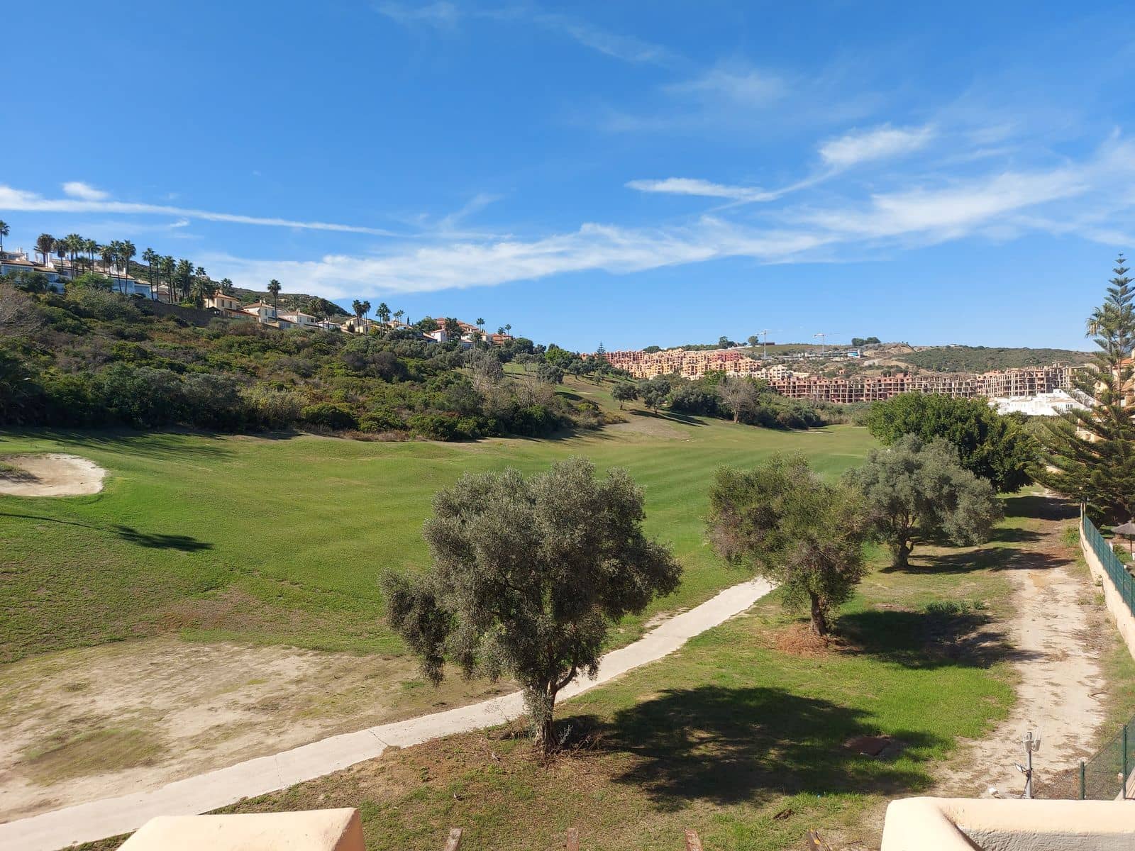 2 quarto Penthouse para venda em Manilva com piscina garagem - 299 000 € (Ref: 9023046)