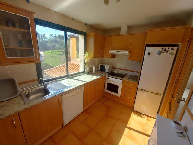 2 quarto Penthouse para venda em Manilva com piscina garagem - 299 000 € (Ref: 9023046)