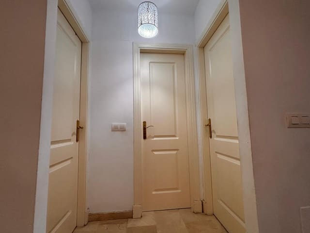 2 sypialnia Apartament na sprzedaż w Fuengirola z basenem garażem - 319 000 € (Ref: 9500296)