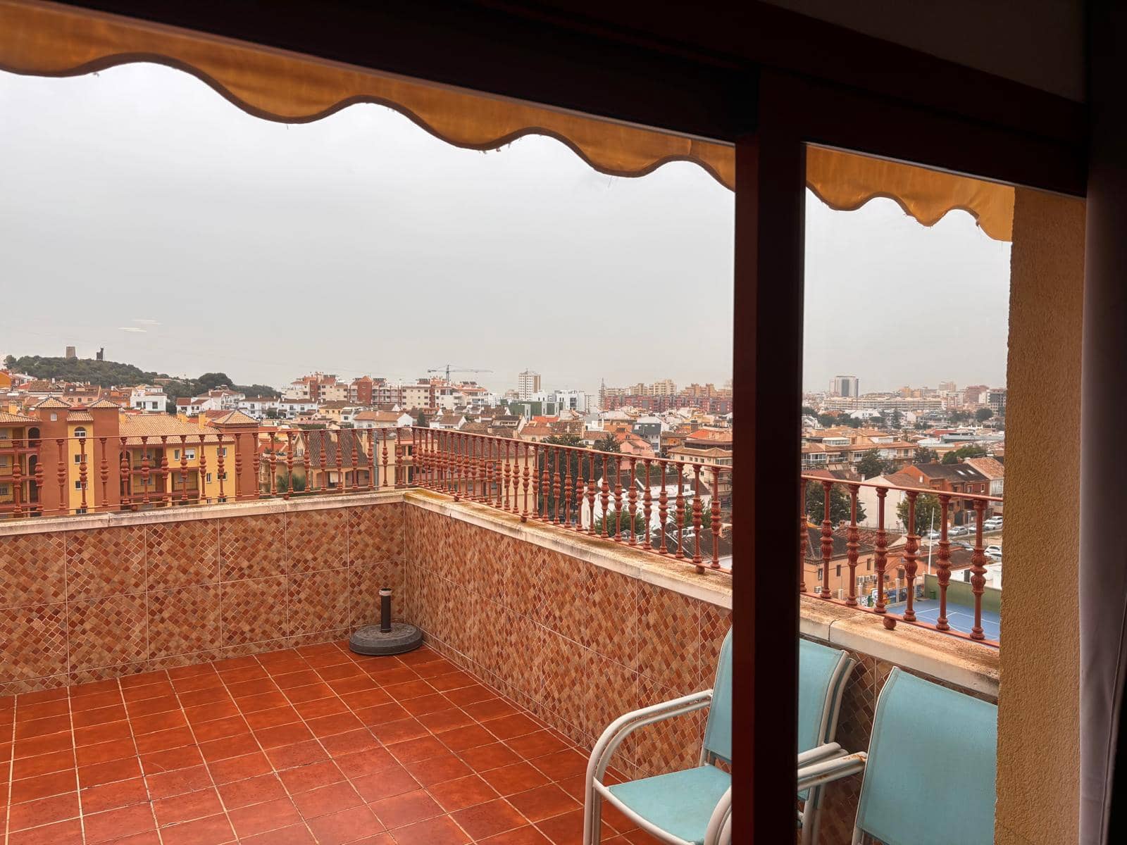 2 sypialnia Apartament na sprzedaż w Fuengirola z basenem garażem - 319 000 € (Ref: 9500296)