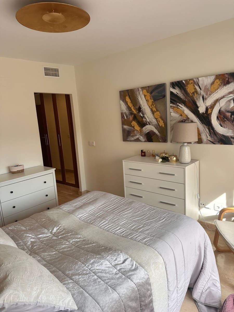 2 bedroom Apartment for sale in Estepona with pool garage - € 365,000 (Ref: 9500407)