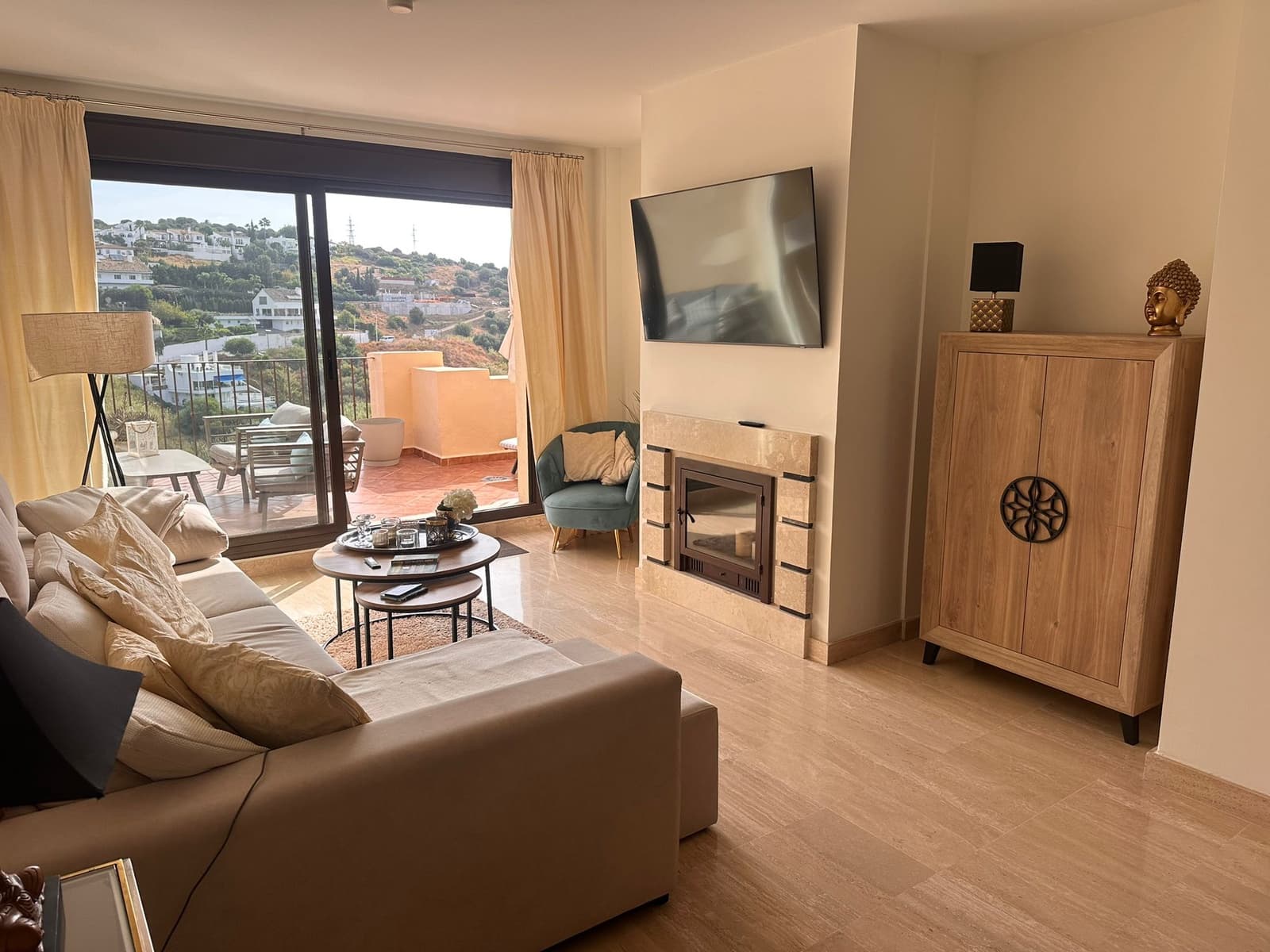 2 bedroom Apartment for sale in Estepona with pool garage - € 365,000 (Ref: 9500407)