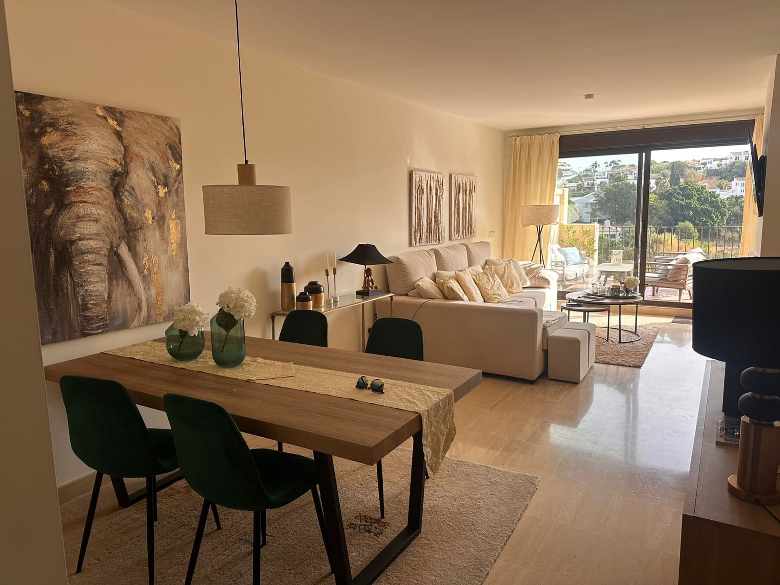 2 bedroom Apartment for sale in Estepona with pool garage - € 365,000 (Ref: 9500407)