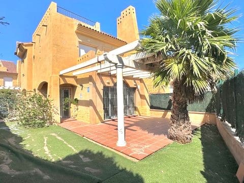 Adosado de 4 habitaciones en Riviera del Sol, Mijas en venta con piscina garaje - 376.000 € (Ref: 9500591)