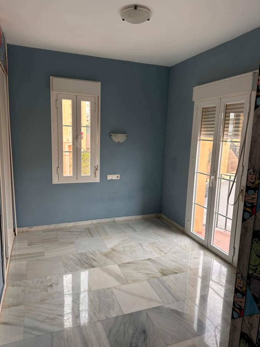 Adosado de 4 habitaciones en Riviera del Sol en venta con piscina garaje - 376.000 € (Ref: 9500591)