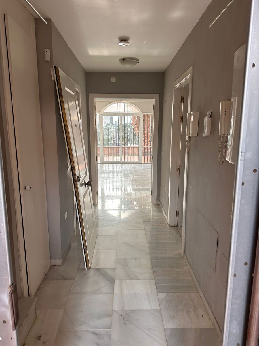 Adosado de 4 habitaciones en Riviera del Sol en venta con piscina garaje - 376.000 € (Ref: 9500591)